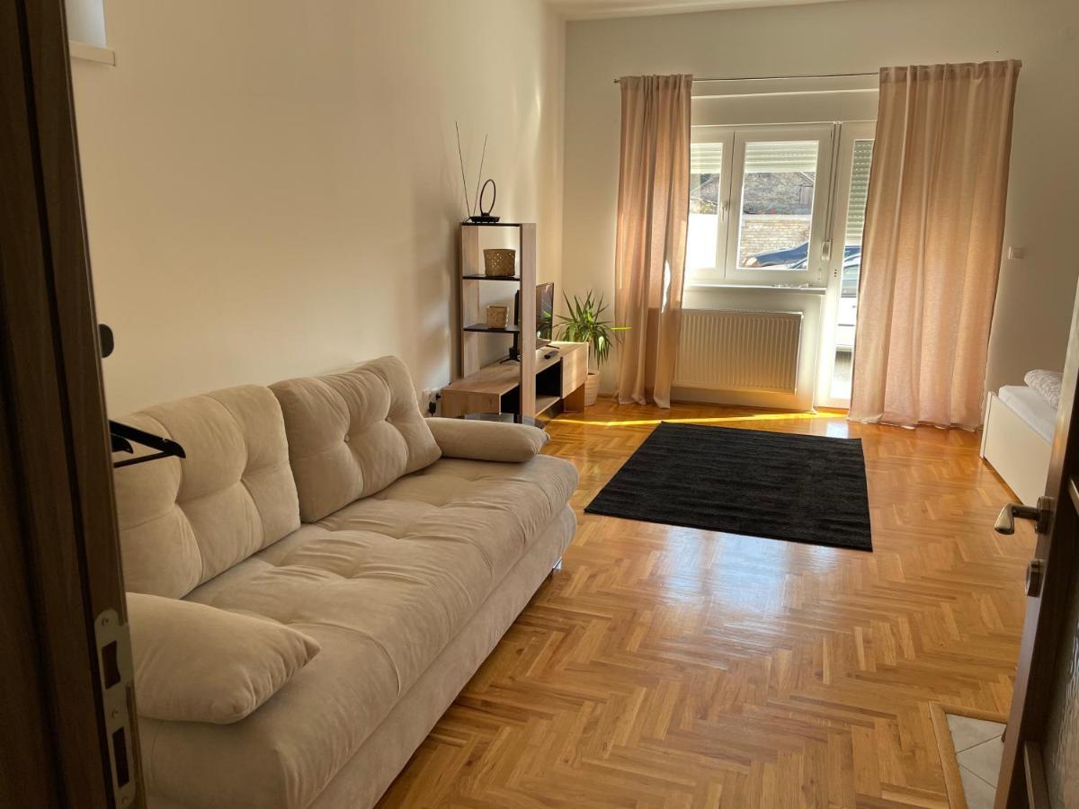Apartman Sunny Сомбор Экстерьер фото